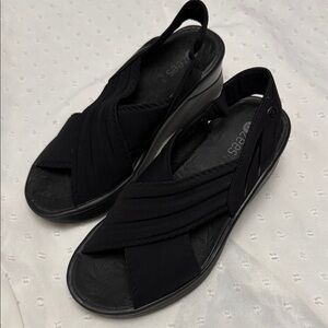 Bzees Women's Black Slingback Sandals